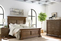 Havertys Breckenridge Master Chest Dark Brown New