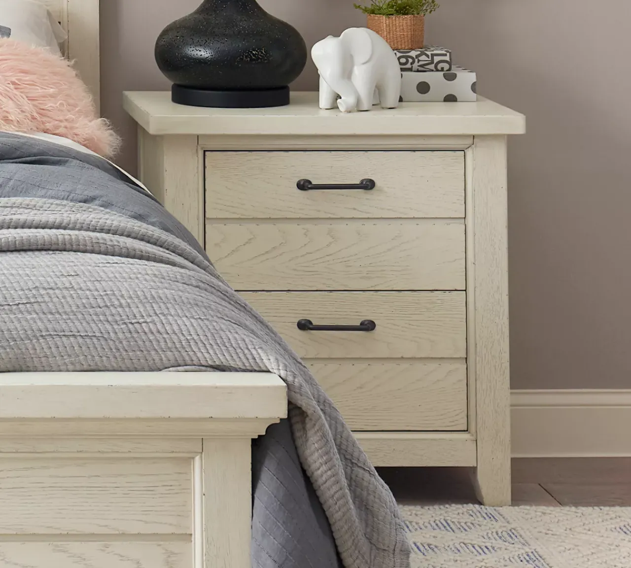 Havertys Briar Lake Nightstand Antique White Best