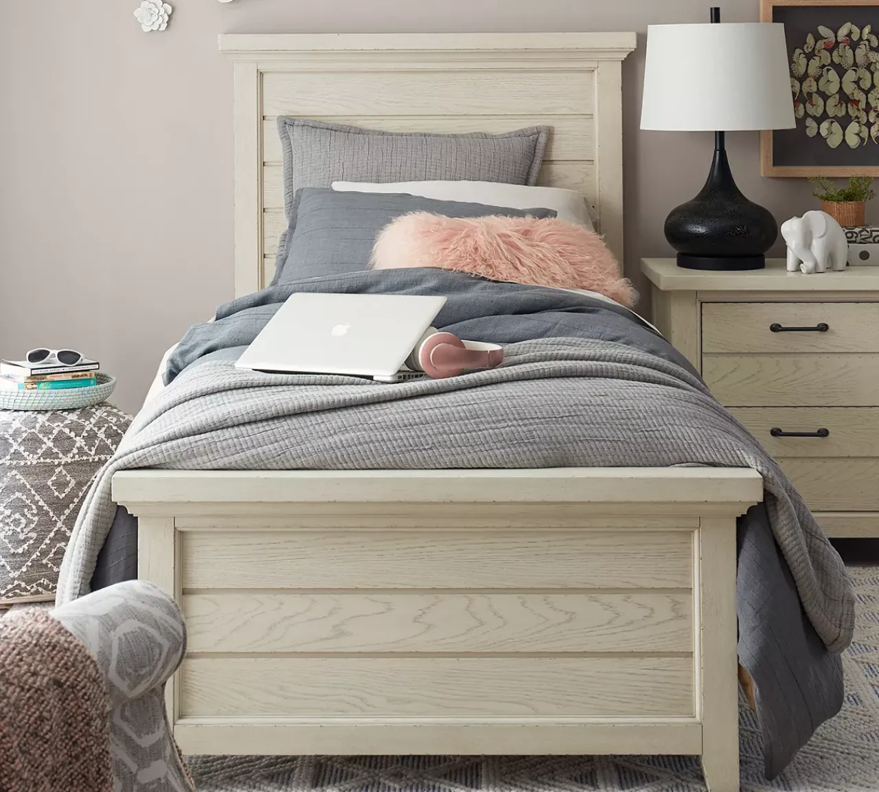 Havertys Briar Lake Youth Bed