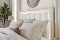 Havertys Corsica Panel Bed Outlet