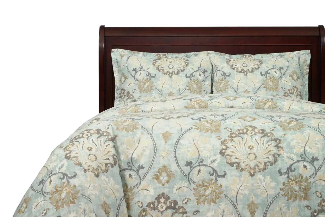 Havertys Elysian Comforter Ensemble