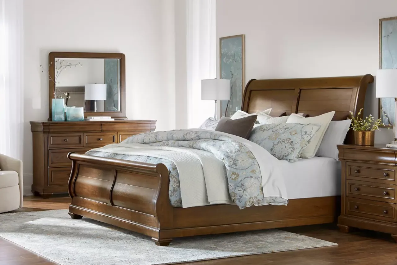 Havertys Elysian Comforter Ensemble