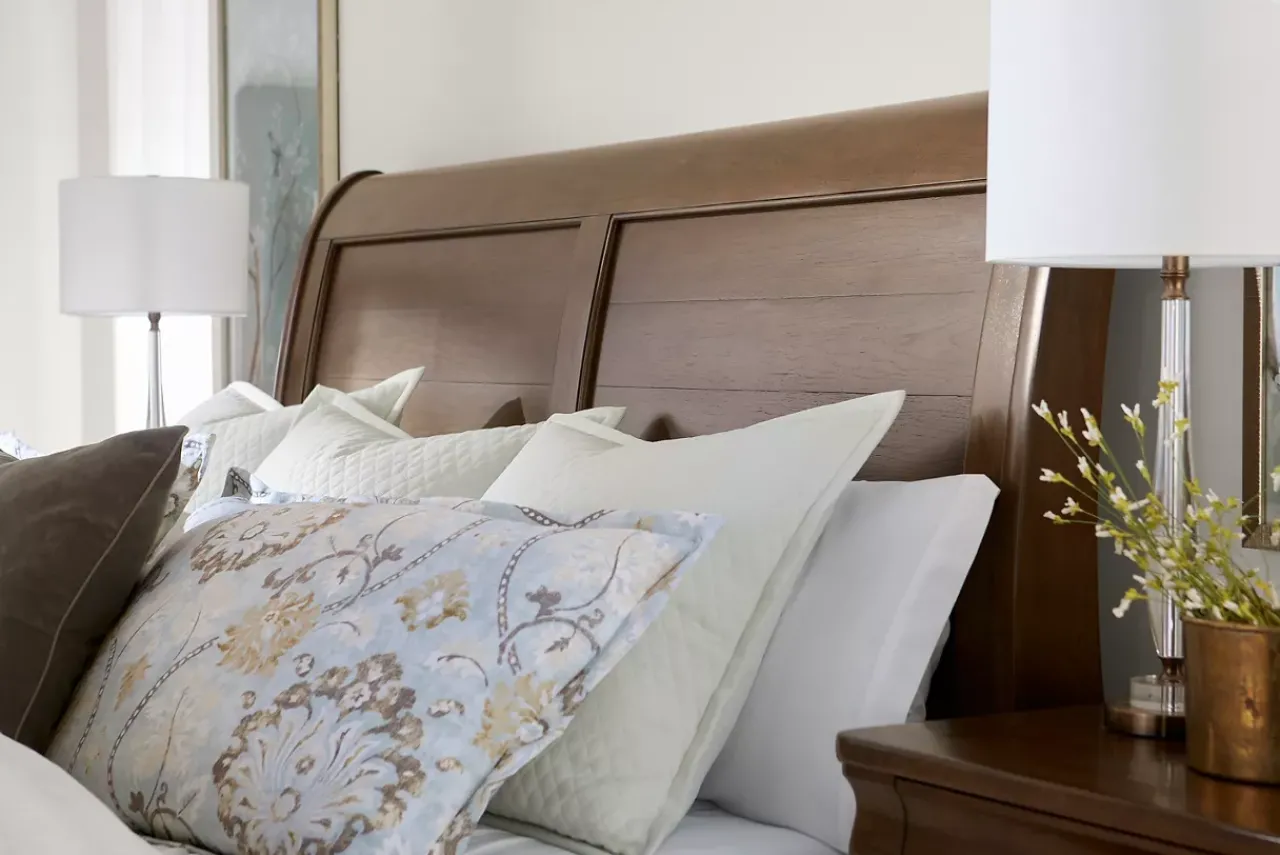 Havertys Elysian Comforter Ensemble
