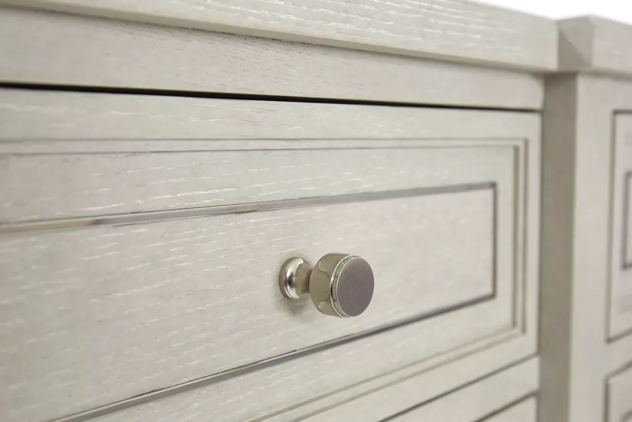 Havertys Hyde Park Dresser Clearance