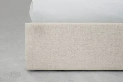 Havertys Lynwood Upholstered Bed New