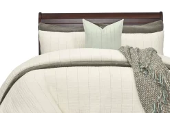 Havertys Orly Coverlet Ensemble