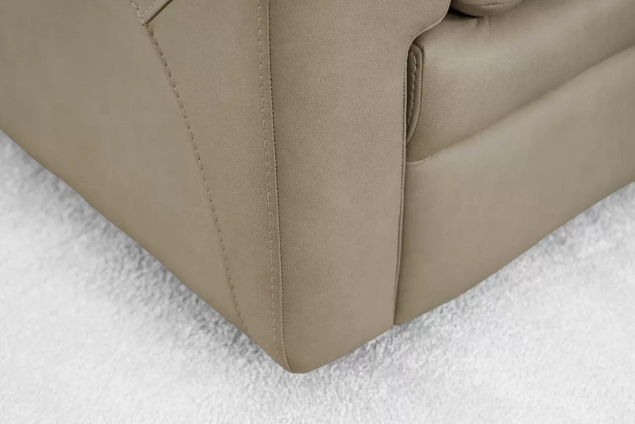 Havertys Stanley Loveseat Outlet