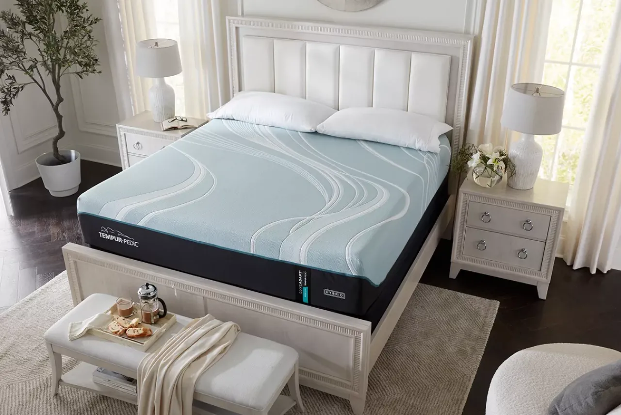 Havertys TEMPUR-LuxeAdapt 2.0 Medium Hybrid Mattress Clearance