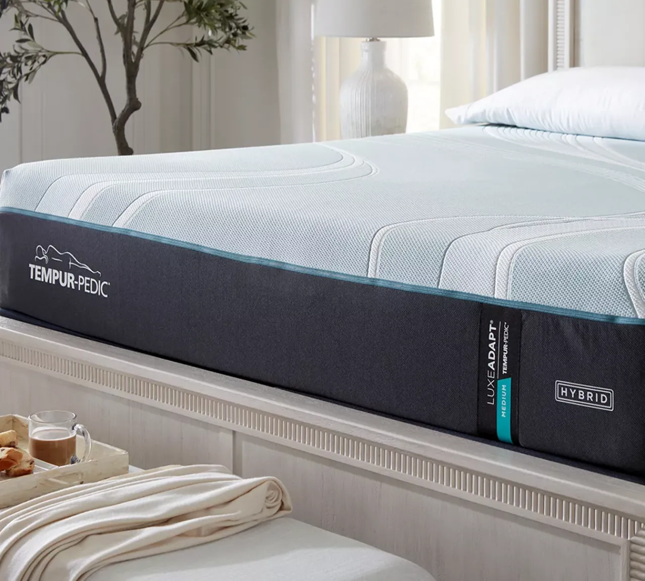 Havertys TEMPUR-LuxeAdapt 2.0 Medium Hybrid Mattress Clearance