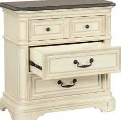 Havertys Veranda Bachelor Chest Antique Cream Outlet