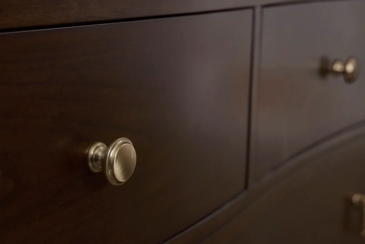 Havertys Waterford Dresser Outlet